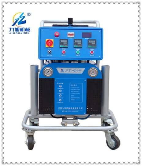 水壩防腐聚脲噴涂施工設(shè)備